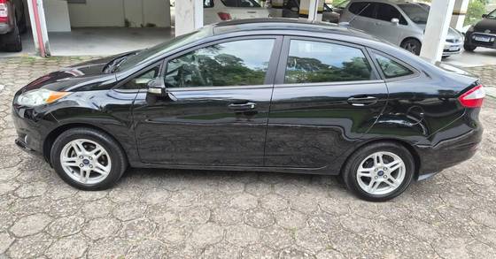 FORD FIESTA 1.6 SEL SEDAN 16V FLEX 4P POWERSHIFT FORD FIESTA 1.6 SEL SEDAN 16V FLEX 4P POWERSHIFT